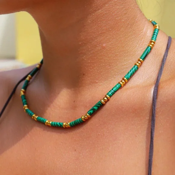 Stone Beads Necklace - Picture 2 of 2